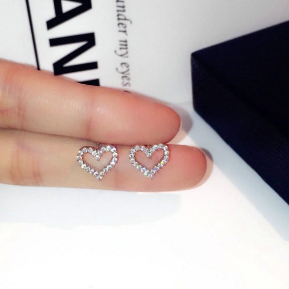 Heart Stud S925 Sterling Silver Crystal Earrings - Picture 2 of 4